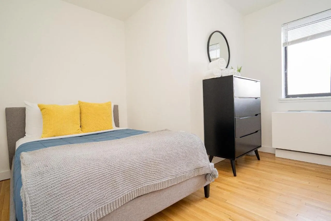 Upper East Side Yorkville Ny 30 Day Rentals New York 0*,  United States