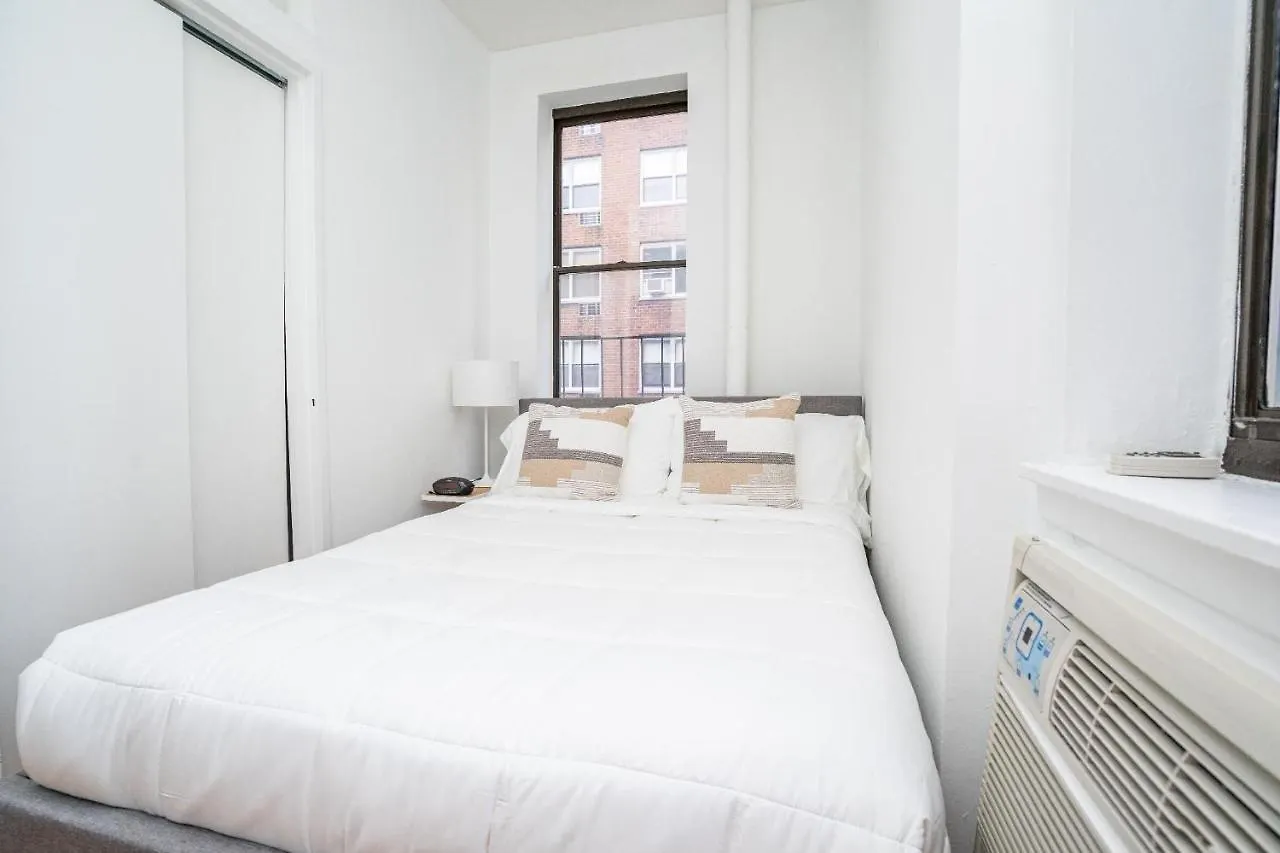 Upper East Side Yorkville Ny 30 Day Rentals New York 0*,  United States
